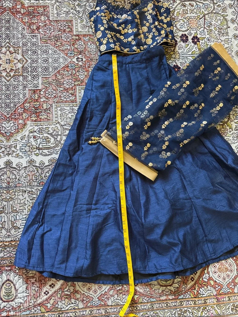 Navy blue embroidered girls 6-8y Indian set 💙💛